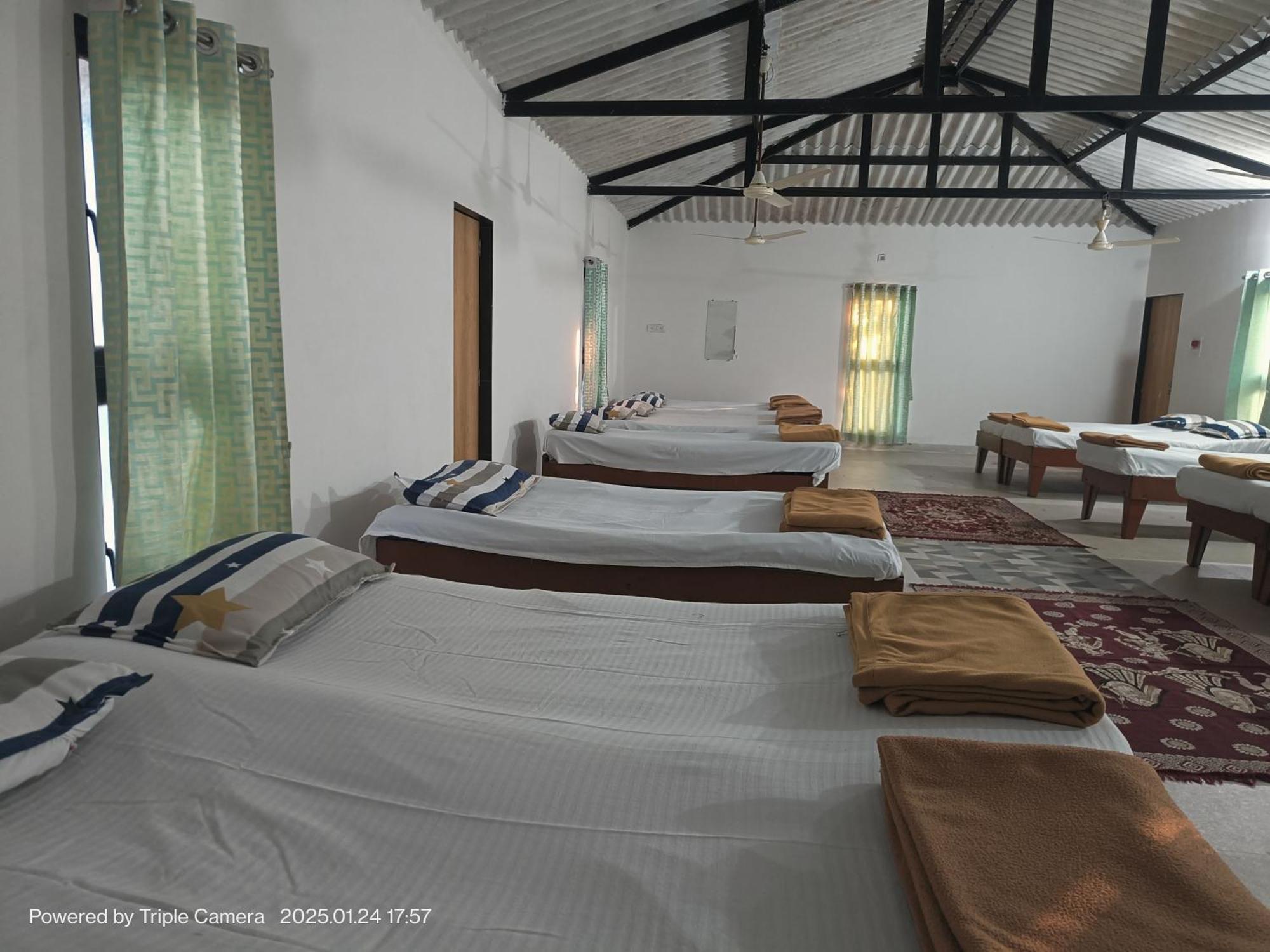 Gir County Resort Sasan Gir Camera foto