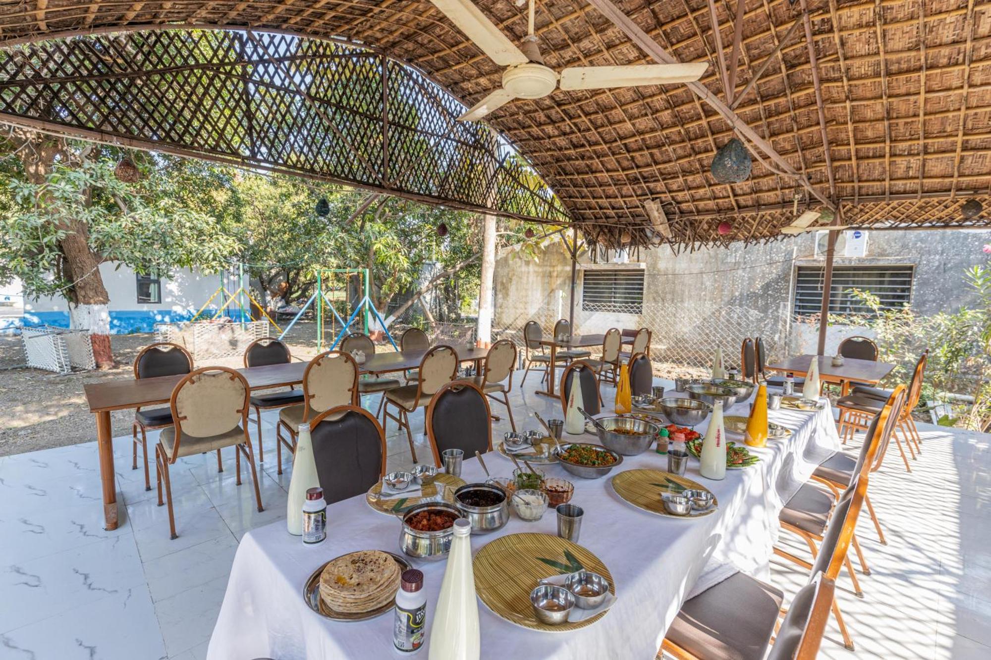 Gir County Resort Sasan Gir Esterno foto